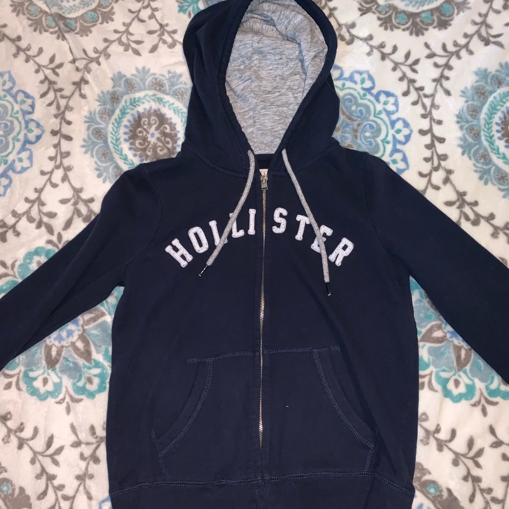 Navy Blue Zip Up Jacket!